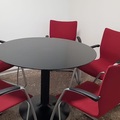 Vermieten: Round table meeting room