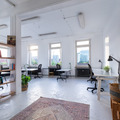 Vermieten: Bright Office Space