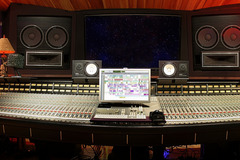 Vermieten: Little Big Room Studios